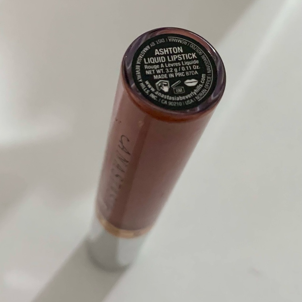 Anastasia Beverly Hills Smudge-Proof Matte Liquid Lipstick Ashton Full Size NWT - Picture 7 of 12